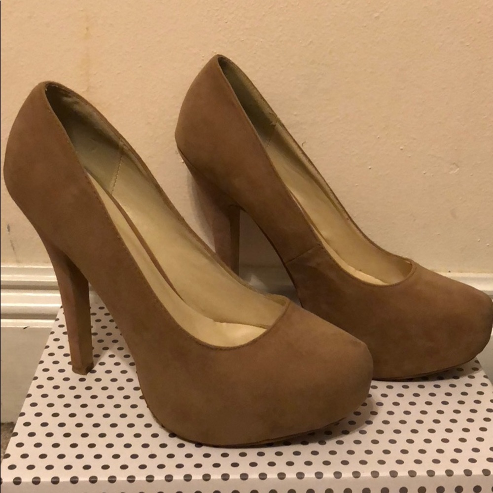 Nude suede platform pumps, great condition.